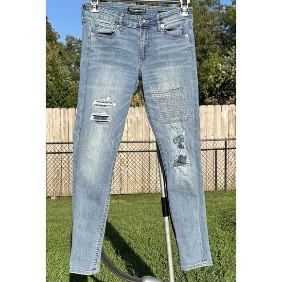 Abercrombie Fitch Signature Coll. Jeans Skinny Size 28 Distressed 29.5 X 26.75” - Picture 1 of 11